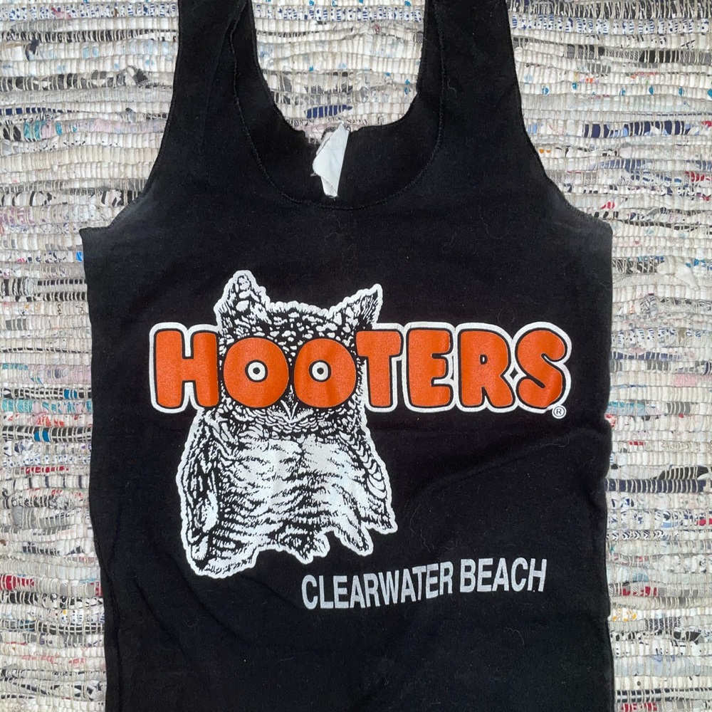 Vintage Hooters Tank Top